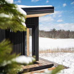 Outdoor Traditional Cedar Sauna with Porch – Up to 3 Persons